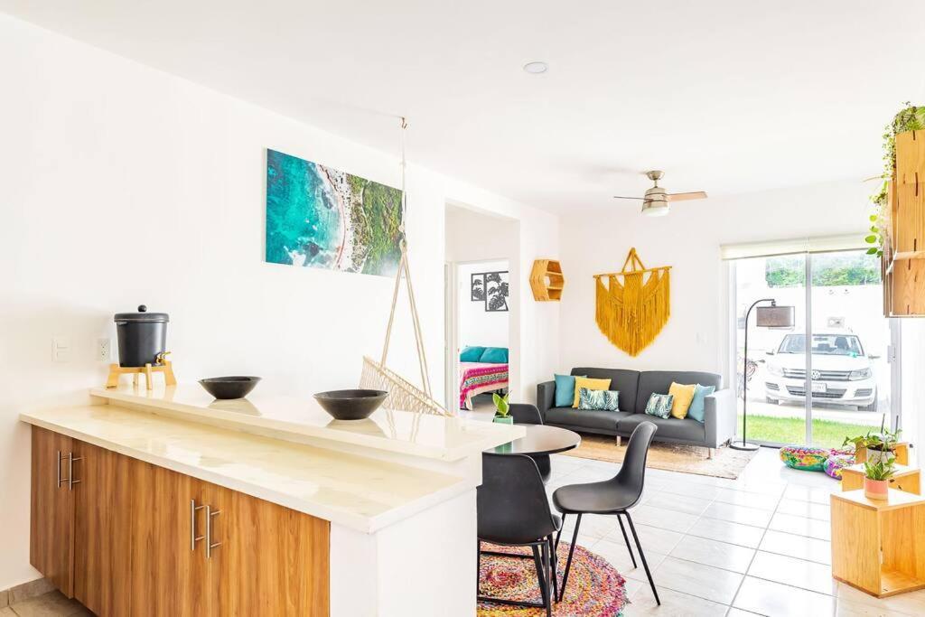פוארטו מורלוס Lovely Cozy Apt W/Pool 2 Bedrooms. Great Location! מראה חיצוני תמונה